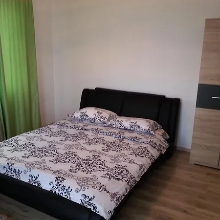 アパート Cozy Capitan Apartament *